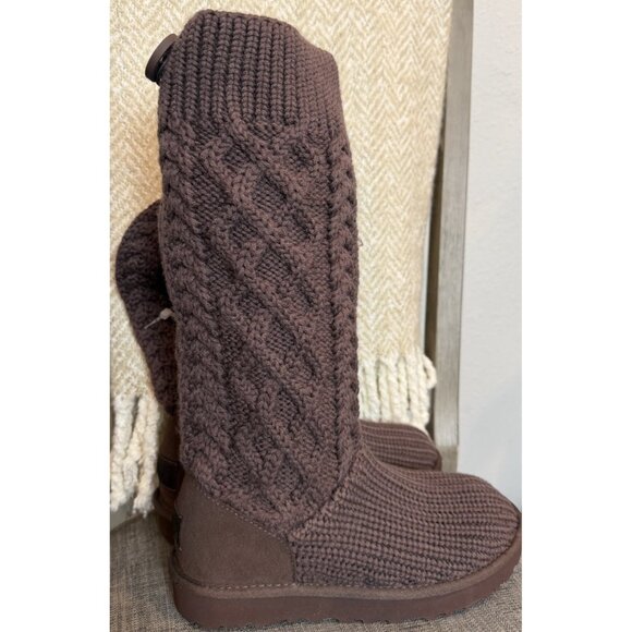 UGG Australia Women's Size 8 Classic Cardi Cable Knit Boots Dark Brown - Picture 2 of 14
